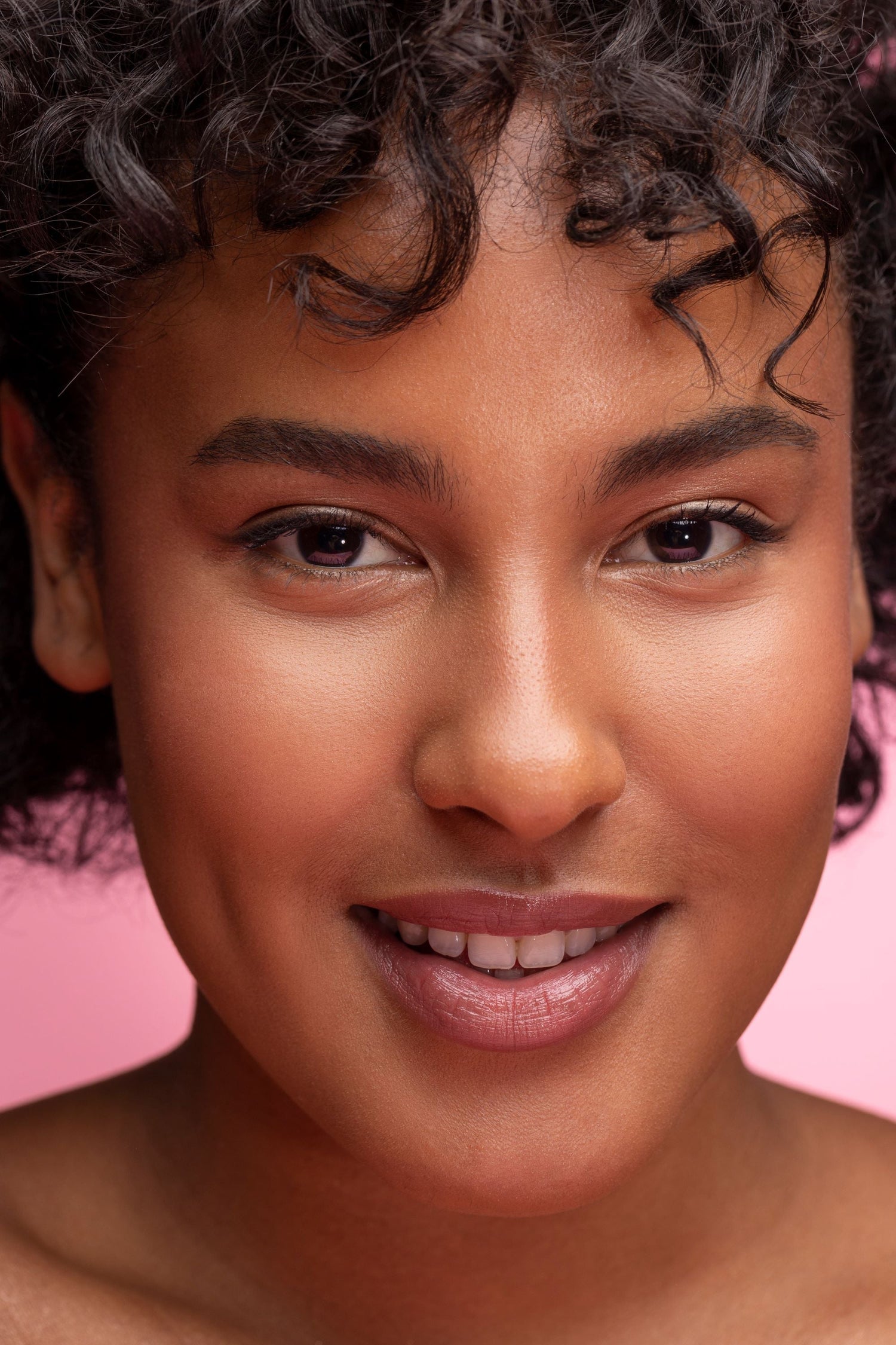 Glow Getter: Essential Skincare Tips for Dull Complexions